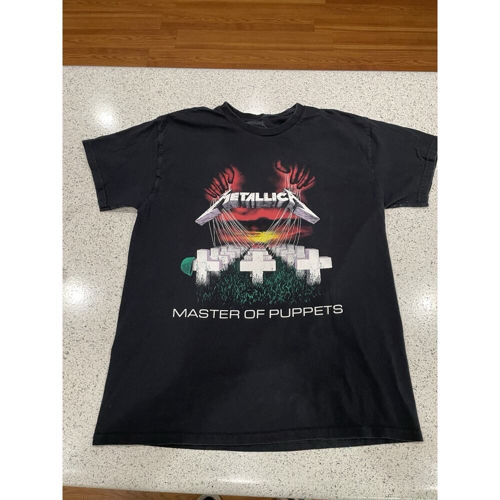 Metallica Master Of Puppets Graphic Rock Tee Tee Size Large